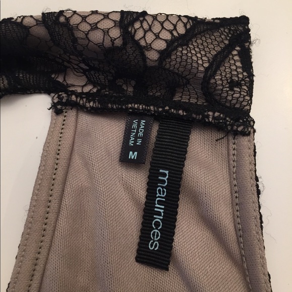 Black Lace halter style top - Picture 4 of 4